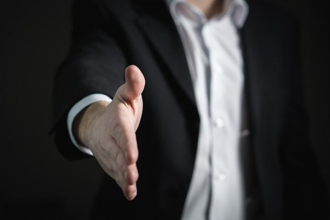 Is it necessary to give all correct answers in an interview to get selected?
